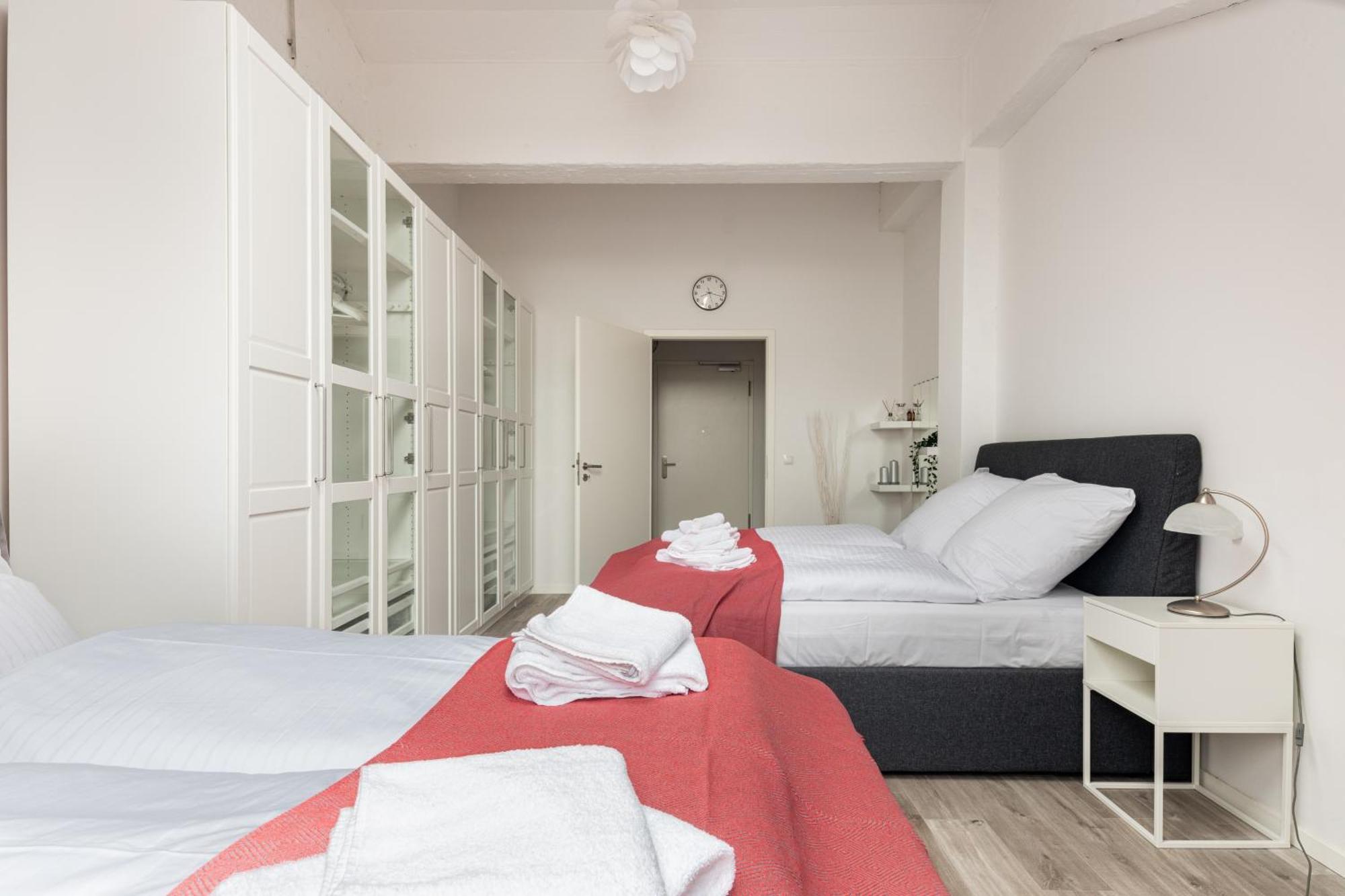 Mint Apartment Ueber Der Stadt Parken Kueche Wifi Berlin Kültér fotó