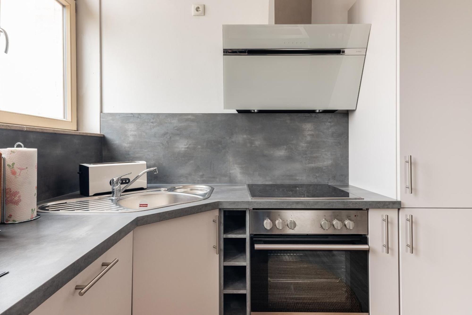 Mint Apartment Ueber Der Stadt Parken Kueche Wifi Berlin Kültér fotó