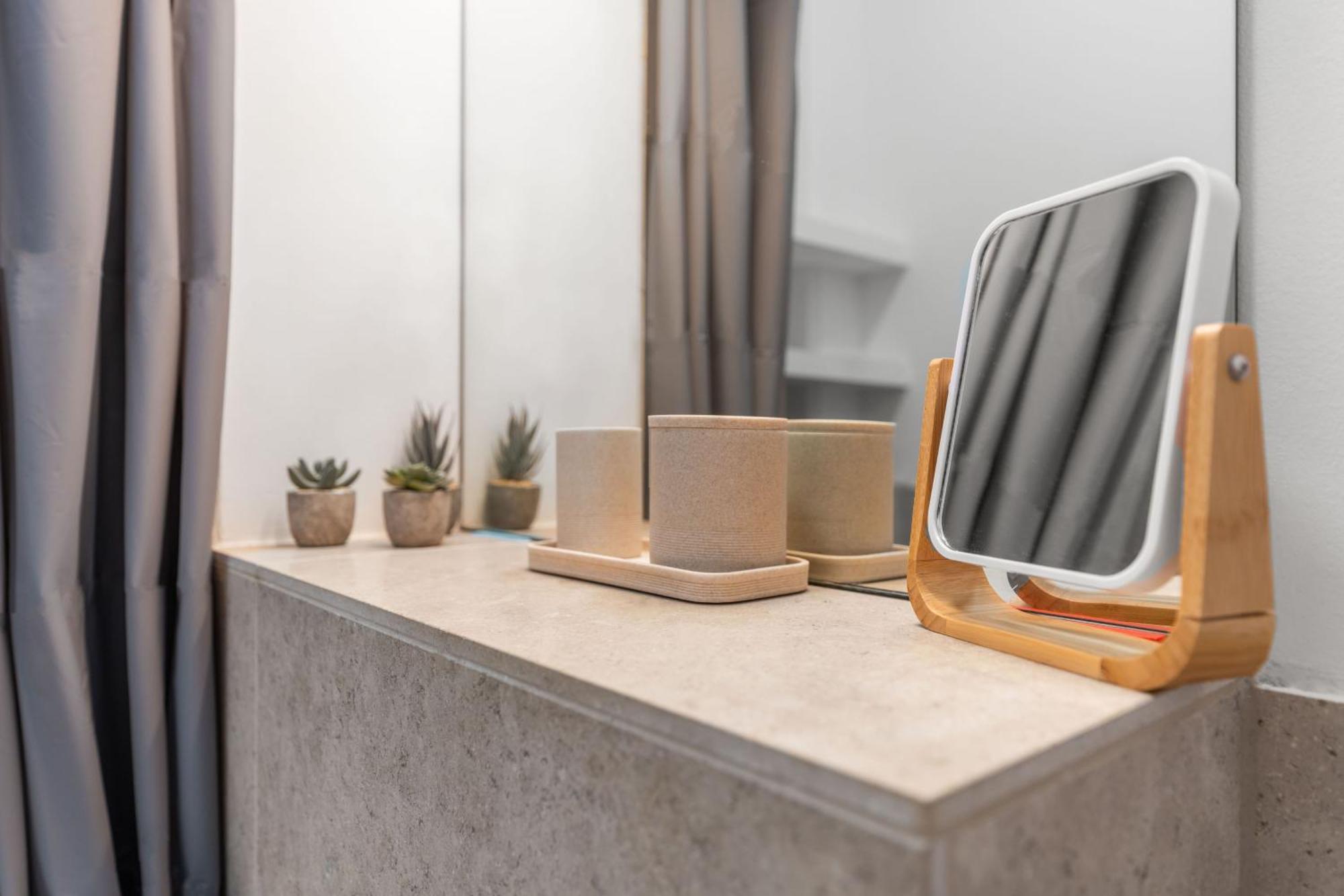 Mint Apartment Ueber Der Stadt Parken Kueche Wifi Berlin Kültér fotó