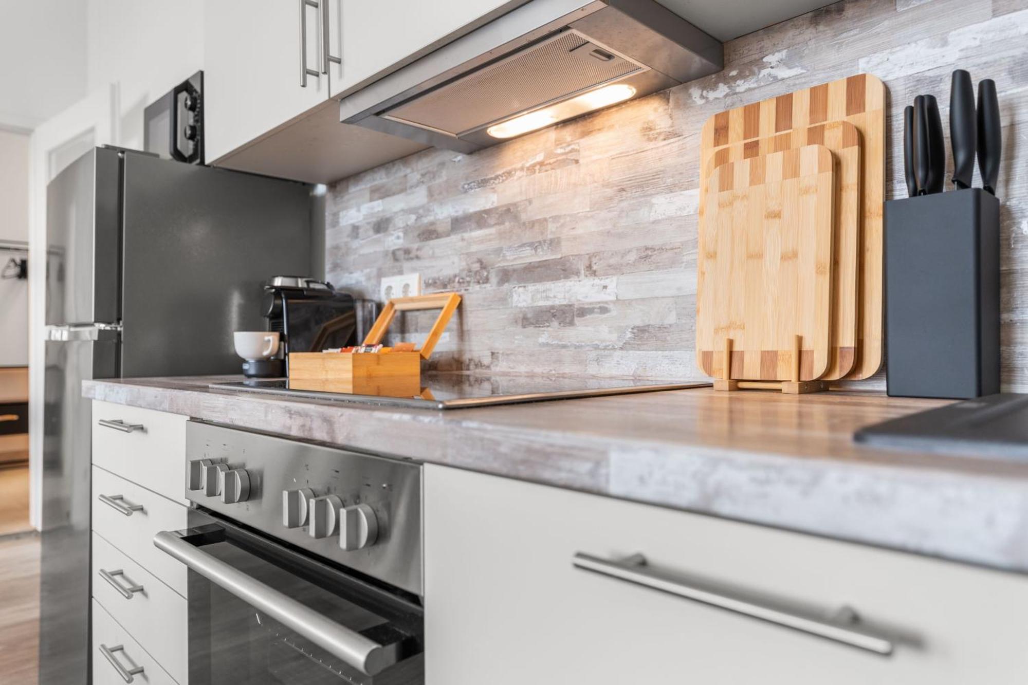 Mint Apartment Ueber Der Stadt Parken Kueche Wifi Berlin Kültér fotó