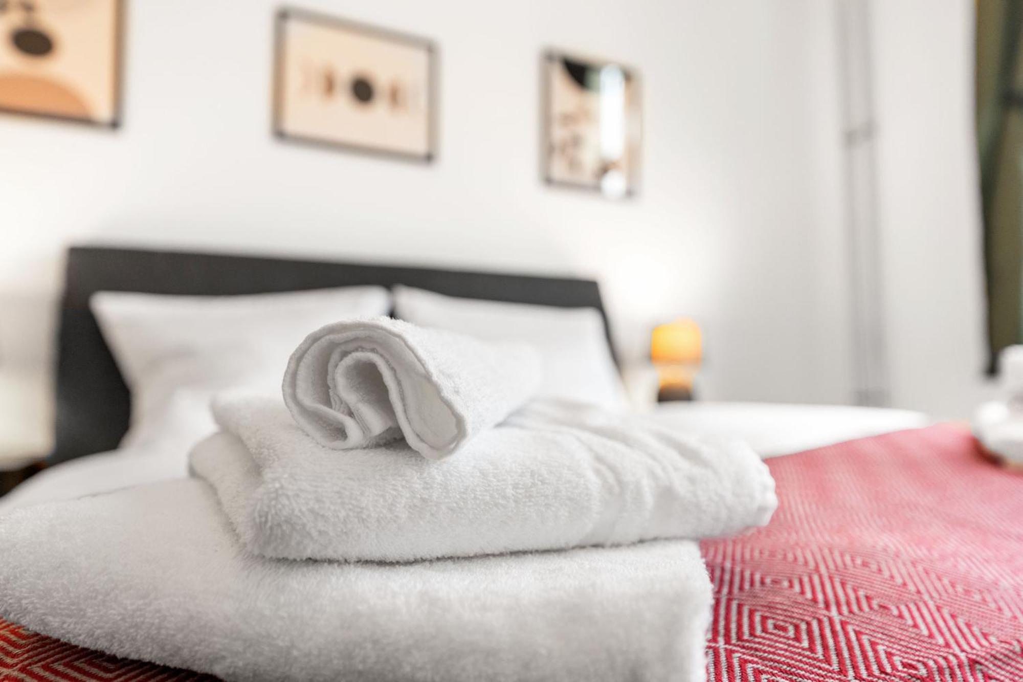 Mint Apartment Ueber Der Stadt Parken Kueche Wifi Berlin Kültér fotó