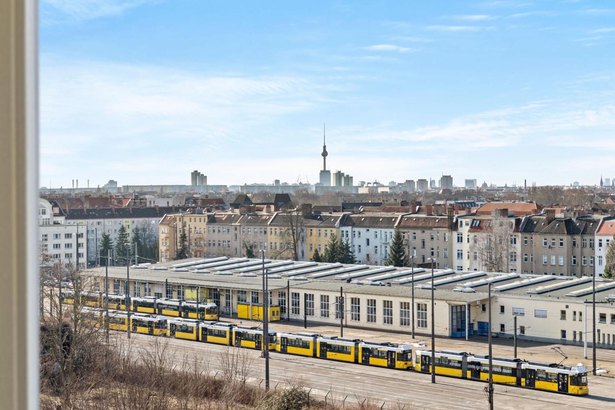 Mint Apartment Ueber Der Stadt Parken Kueche Wifi Berlin Kültér fotó