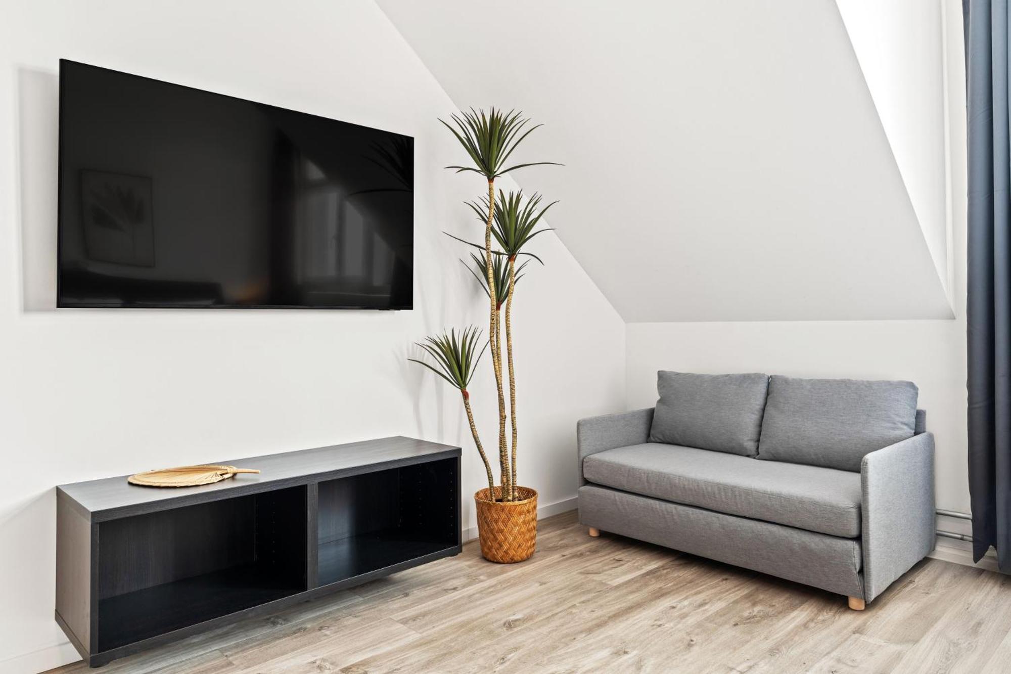 Mint Apartment Ueber Der Stadt Parken Kueche Wifi Berlin Kültér fotó